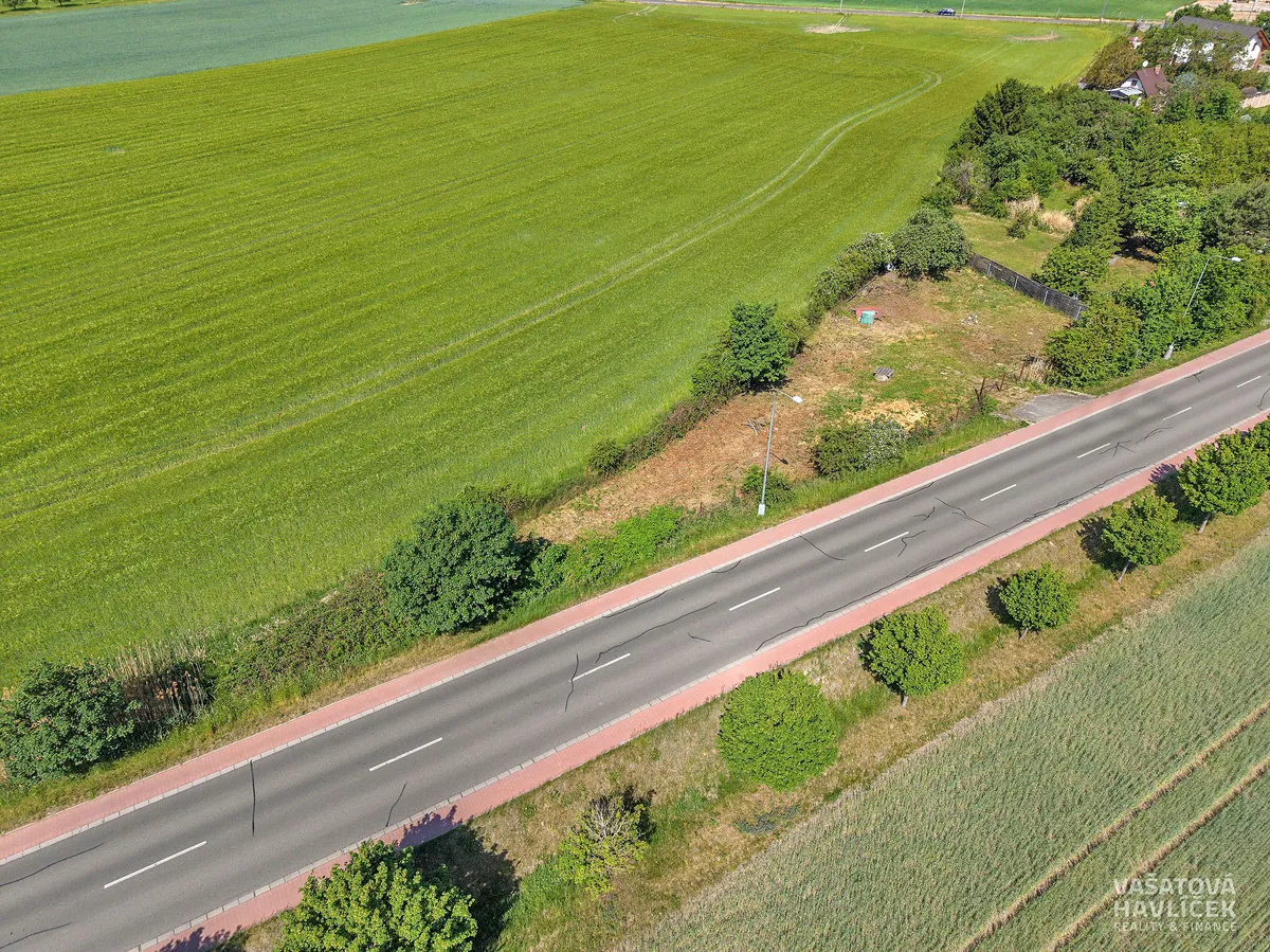 Prodej komerčního pozemku 775 m²